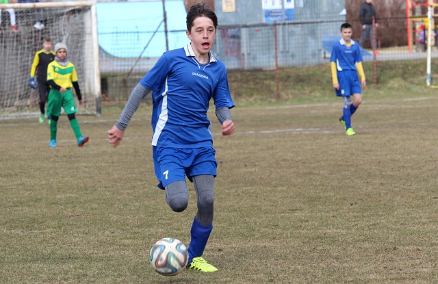 缓的背景下 缓的背景下